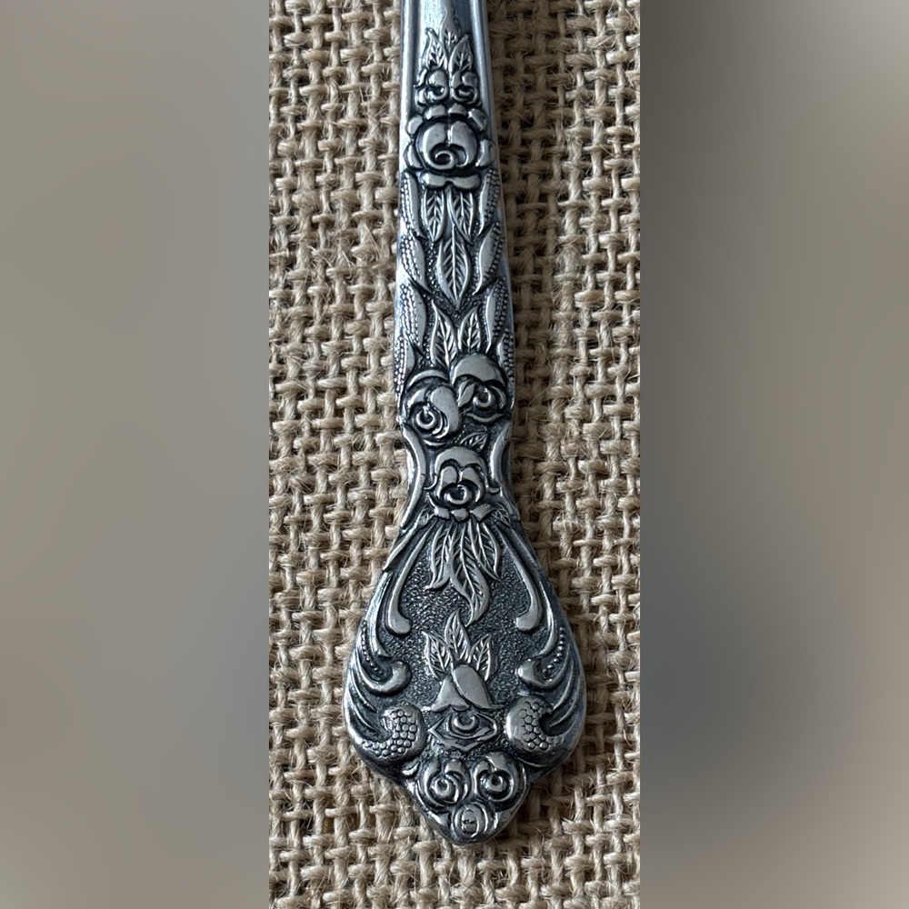 Vintage Versailles Vegetable Serving Spoon Flatware MSI Japan Mid Century - Picture 2 of 4